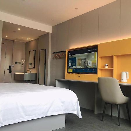 7Days Inn Shanghai Yichuan Road Exterior photo
