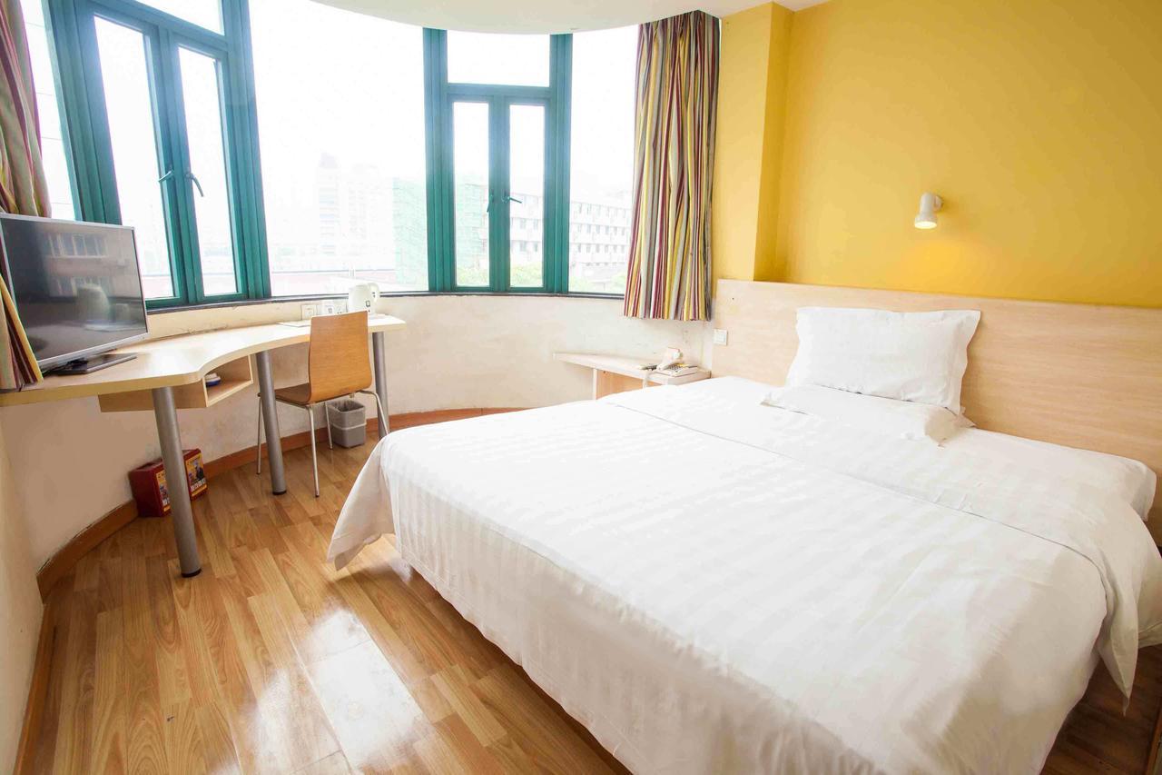 7Days Inn Shanghai Yichuan Road Exterior photo